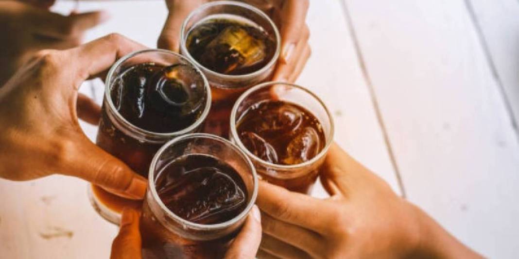 Bir yudumu yetiyor… Sağlıklı diye satılıyor, ölüm saçıyor: Uzmanlar ‘tüketmeyin’ diyor 1